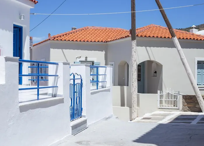 Aegeo Studios Batsi (Andros)