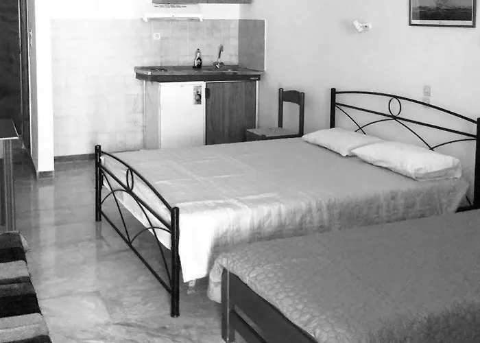 Aegeo Studios Apartment Batsi (Andros)